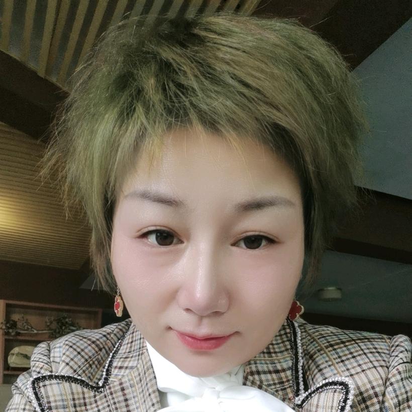 张姐江华山水装饰设计