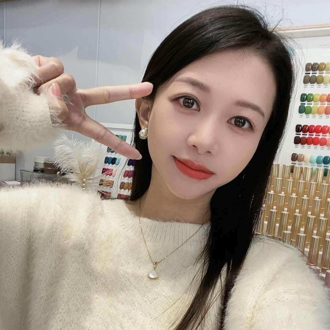 正阳县初见美容美甲馆