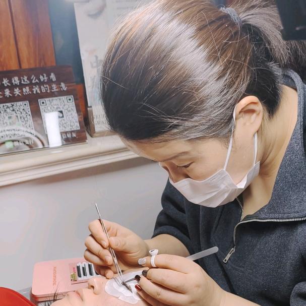 馆陶娇娇美甲美睫