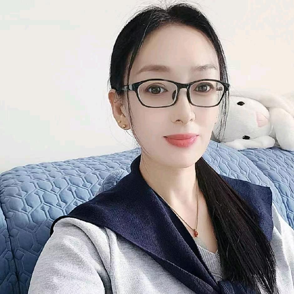 喜迈隆张凤菊