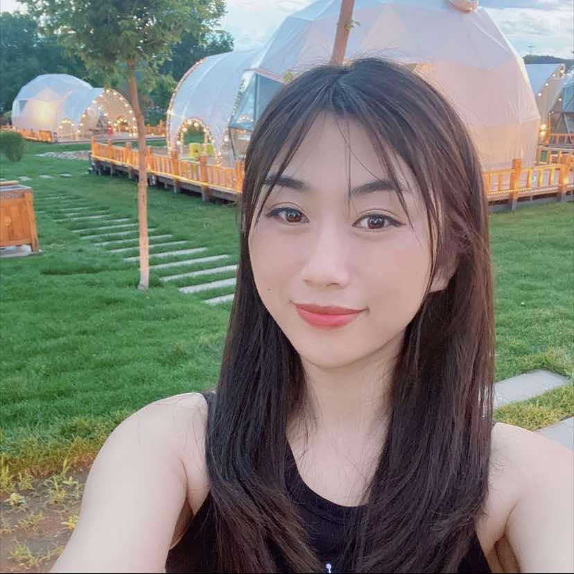 在敦化做串串香的妍妍姐