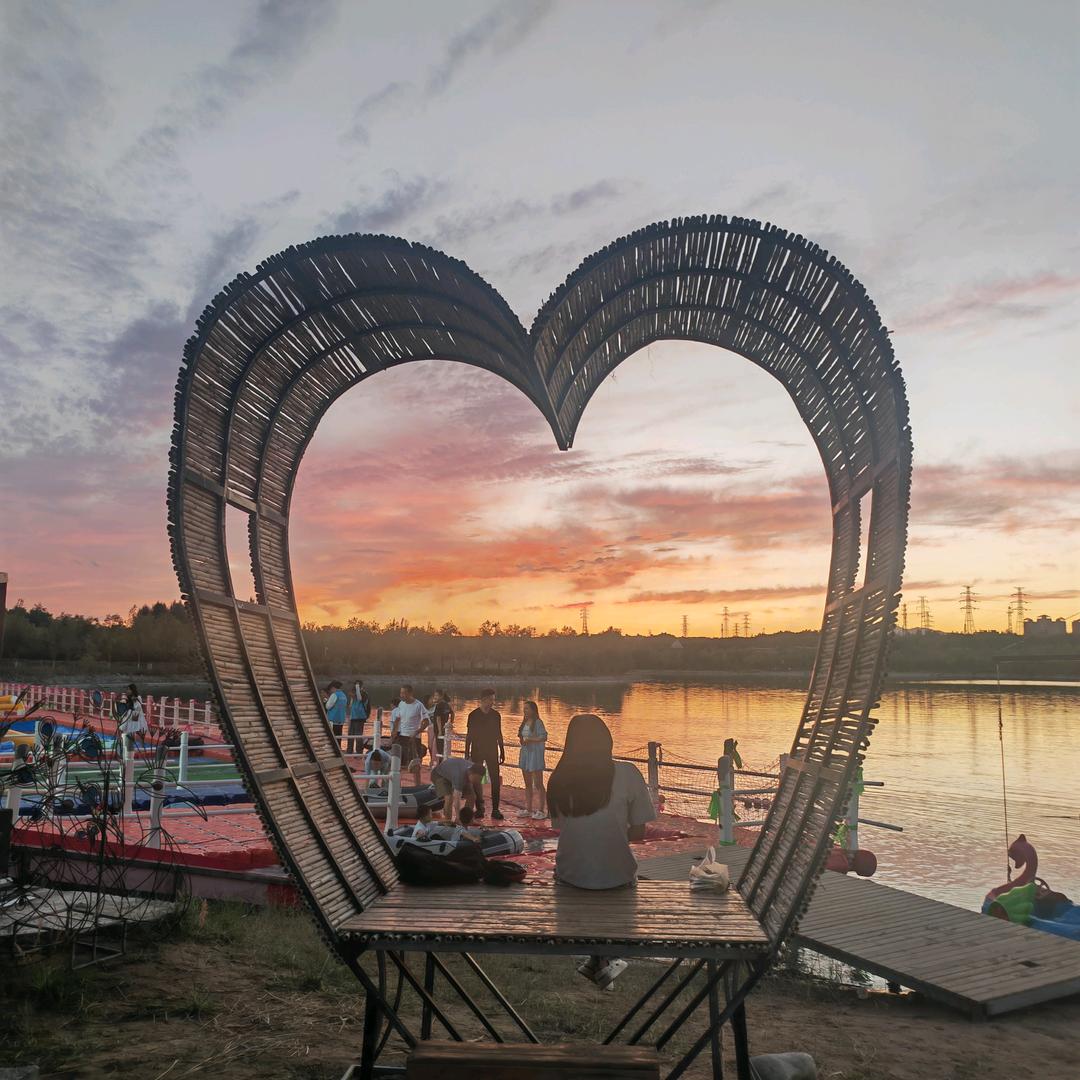龙湖金沙湾晶晶直播