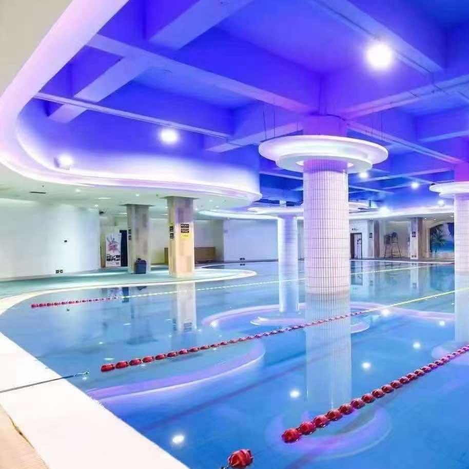 健豪-酷浪游泳培训