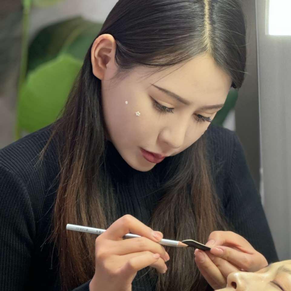 喜美学形象设计中心