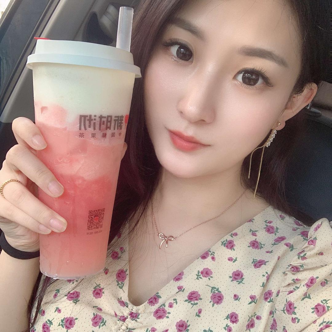 新邵奶茶妹妹