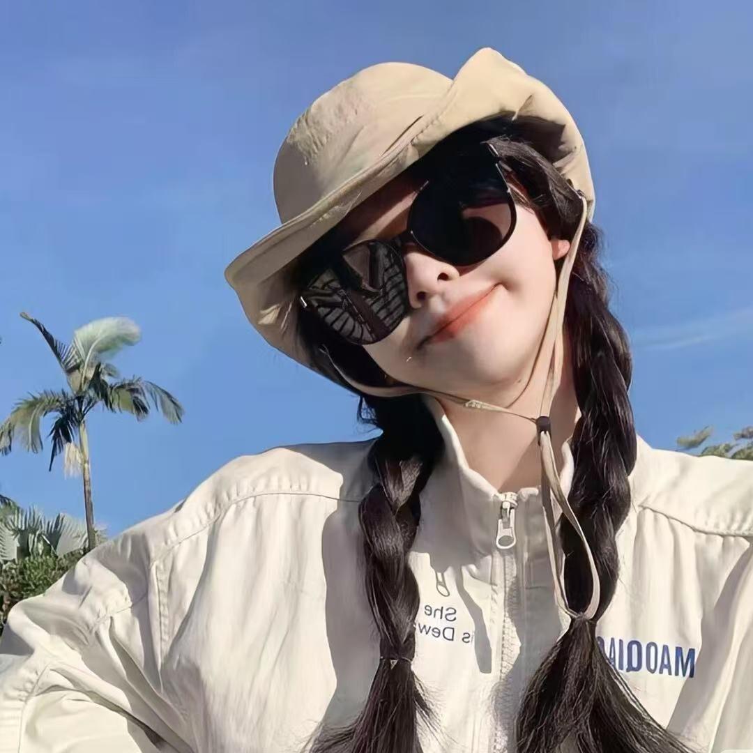 爱看电影的青青