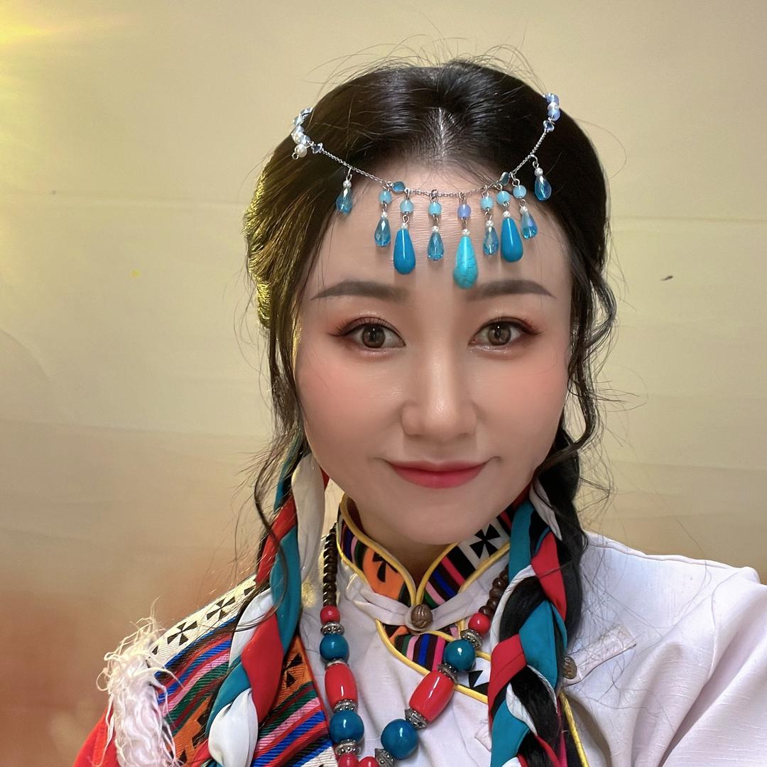 张晓彩