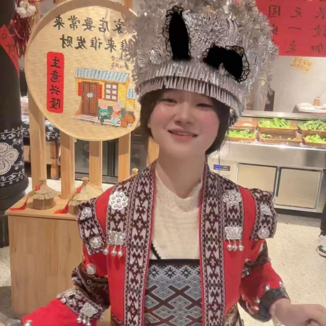 尚鼎酸鲜切牛肉火锅