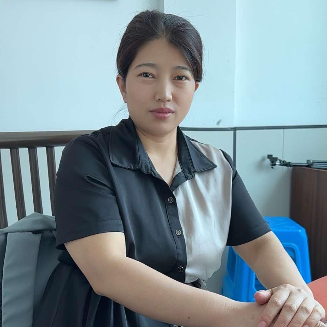 皇凤皇小方桌地锅鸡（万事达店）