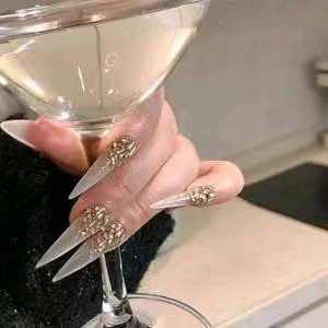 琉璃时光美甲美容(河北商城店)官方号