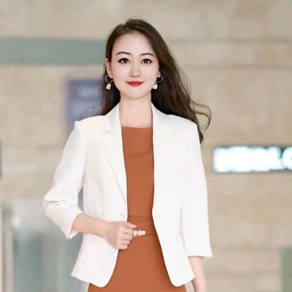 名山区发型与眉形设计