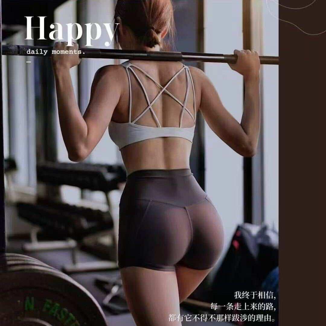 拾光瑜伽普拉提女子塑形