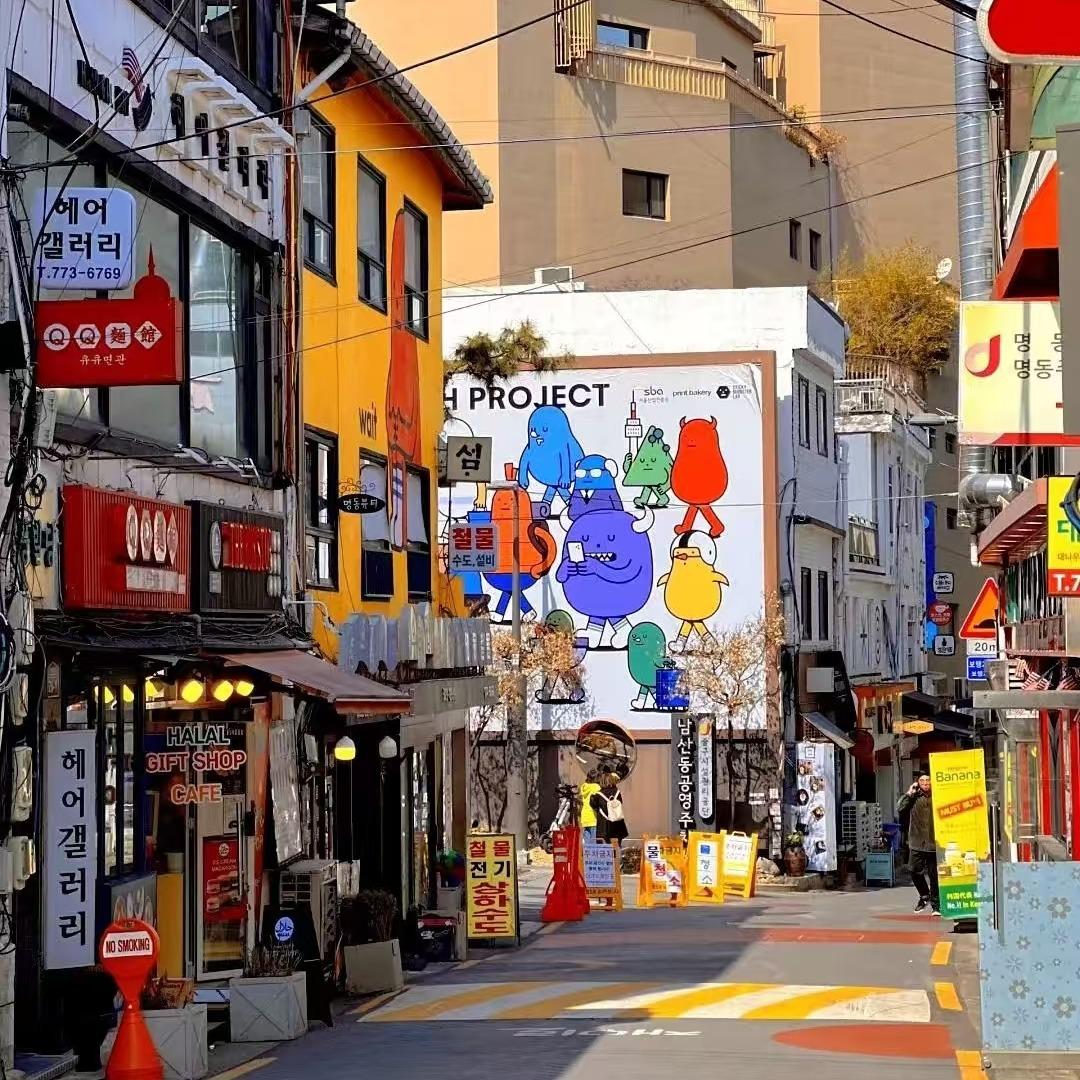 易凯韩国游领队小于