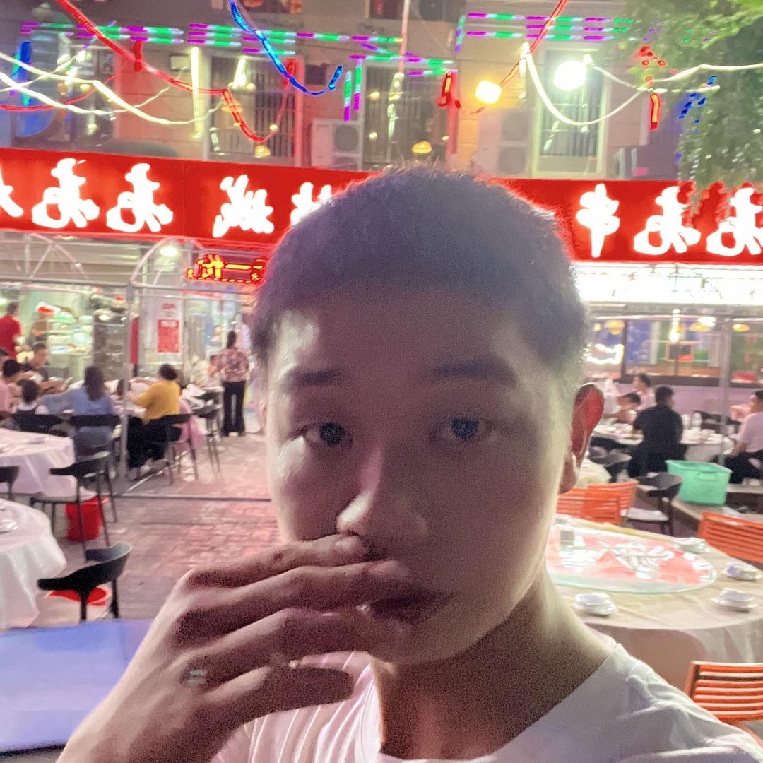 24街亮亮龙虾排档城