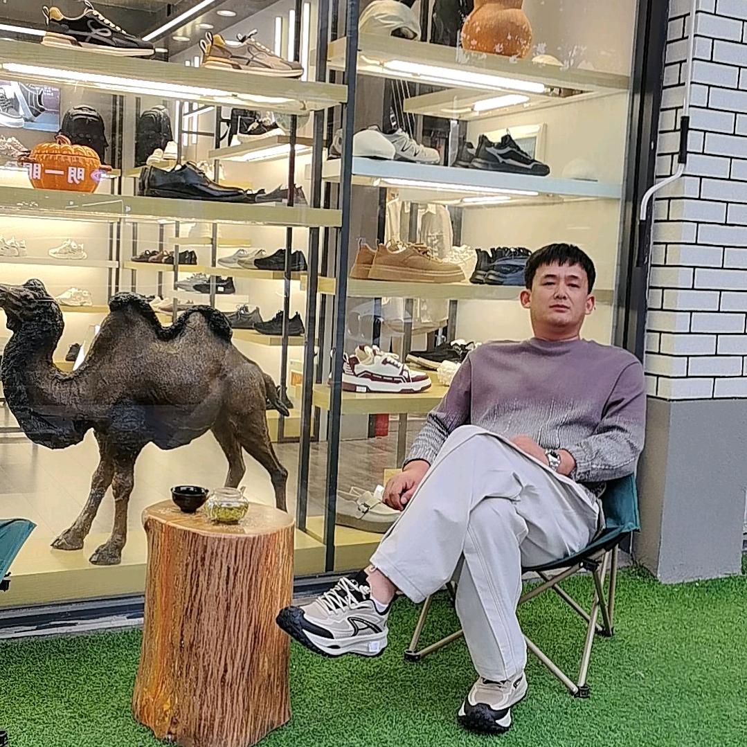 宝马男品生活馆晓晓服装店