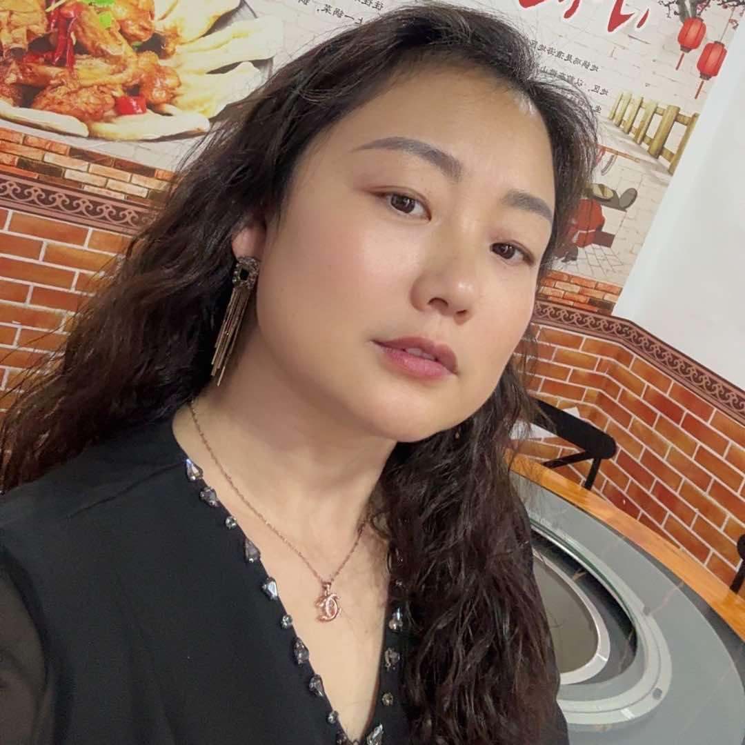 大头小两口地锅鸡