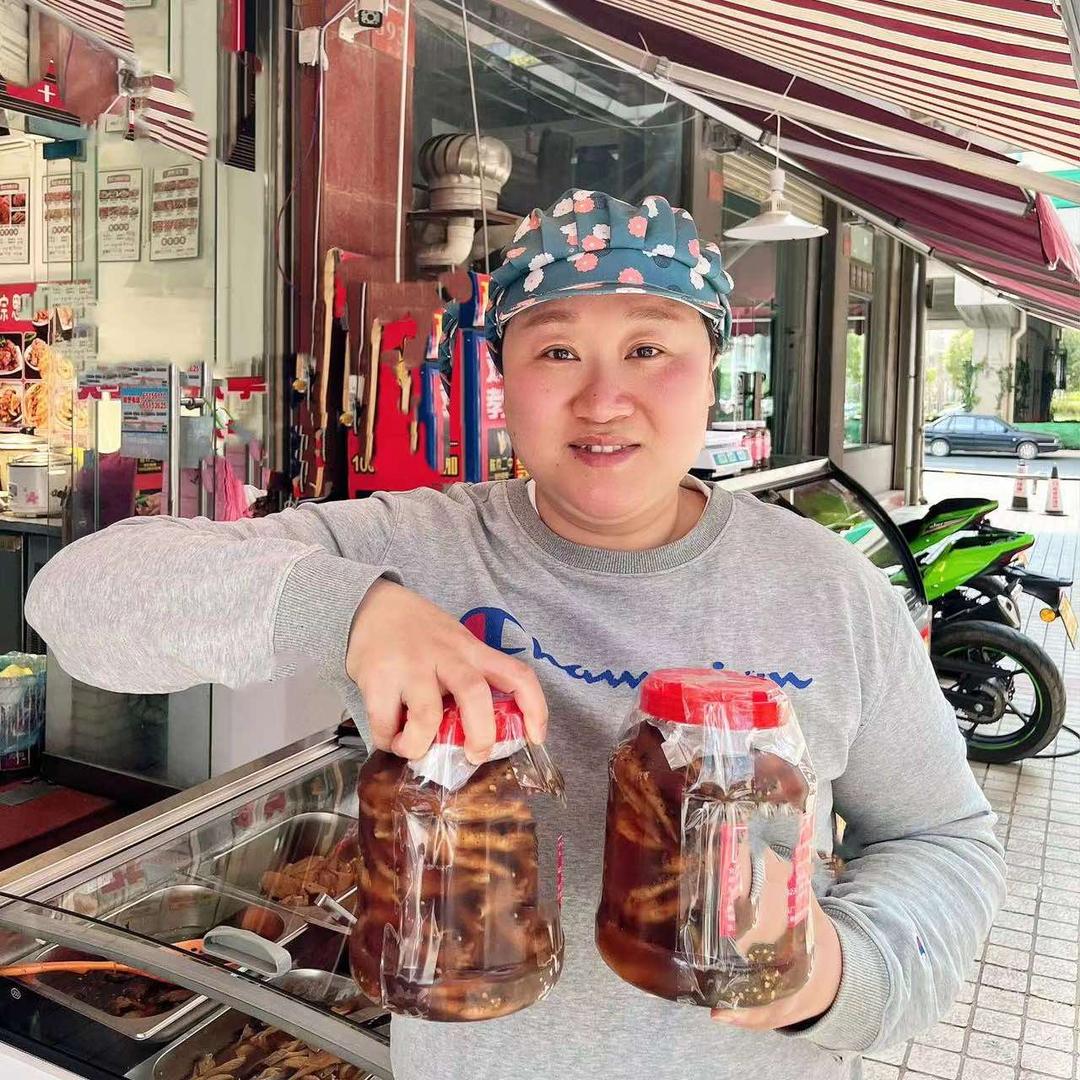 胖子欢姐陈欢二中糊辣子鸡脚