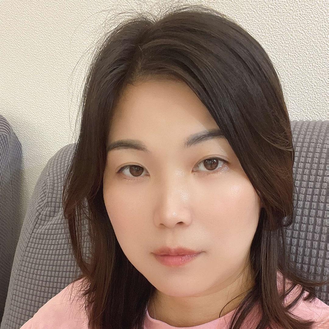 道县艾尚美甲化妆工作室