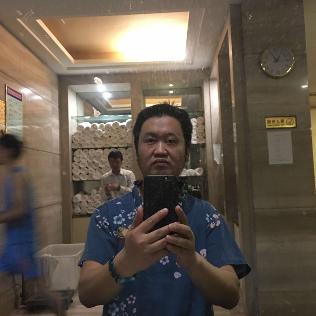 十堰万隆精品车行