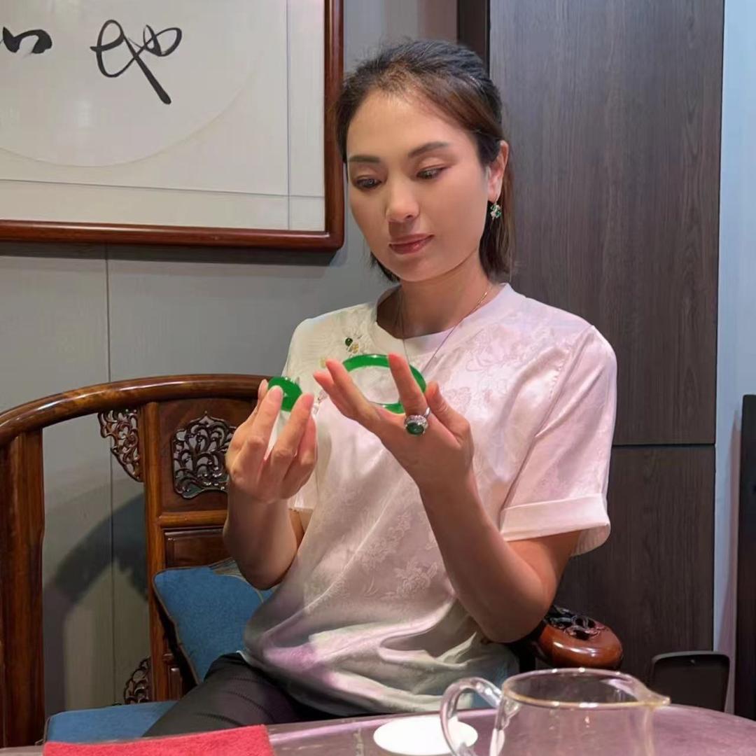 清姐翡翠