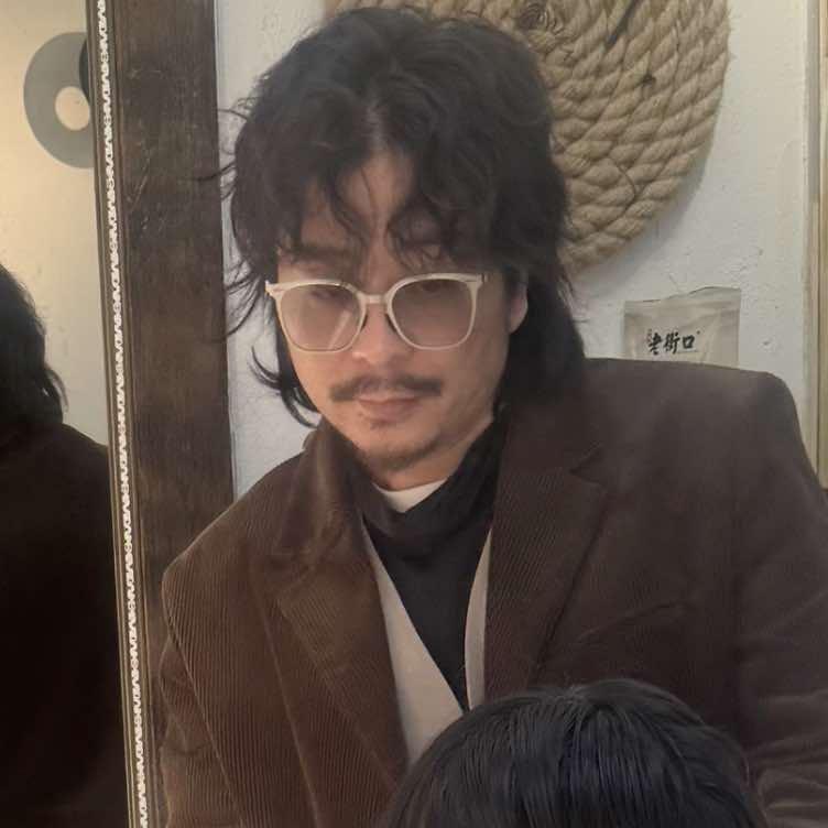 宁波发型艺术设计春哥
