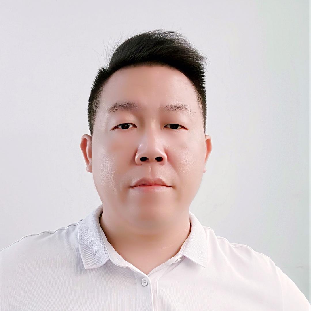 老彭甄选直播间