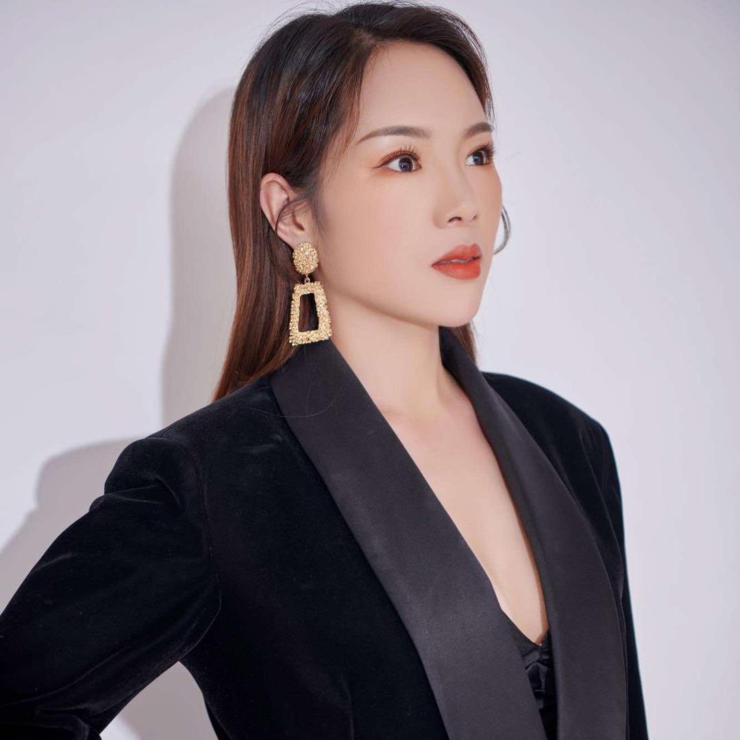 YR伊人美学•眉毛姑娘（武都店）