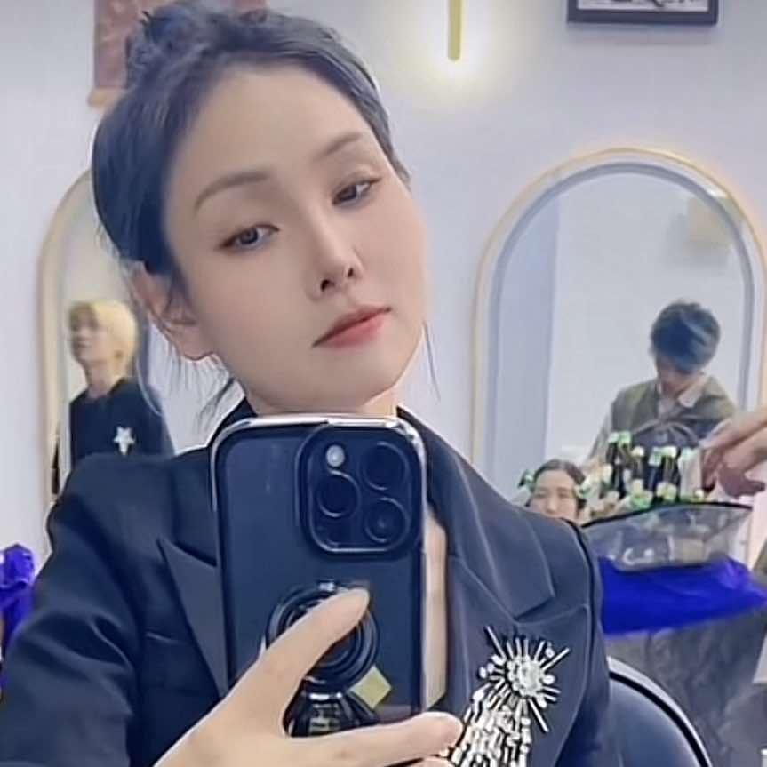 崇州标榜至美联烫染造型