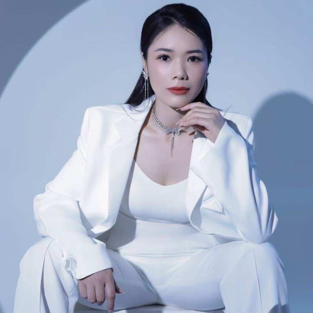 沐颜美学  (锦掌门）小仙