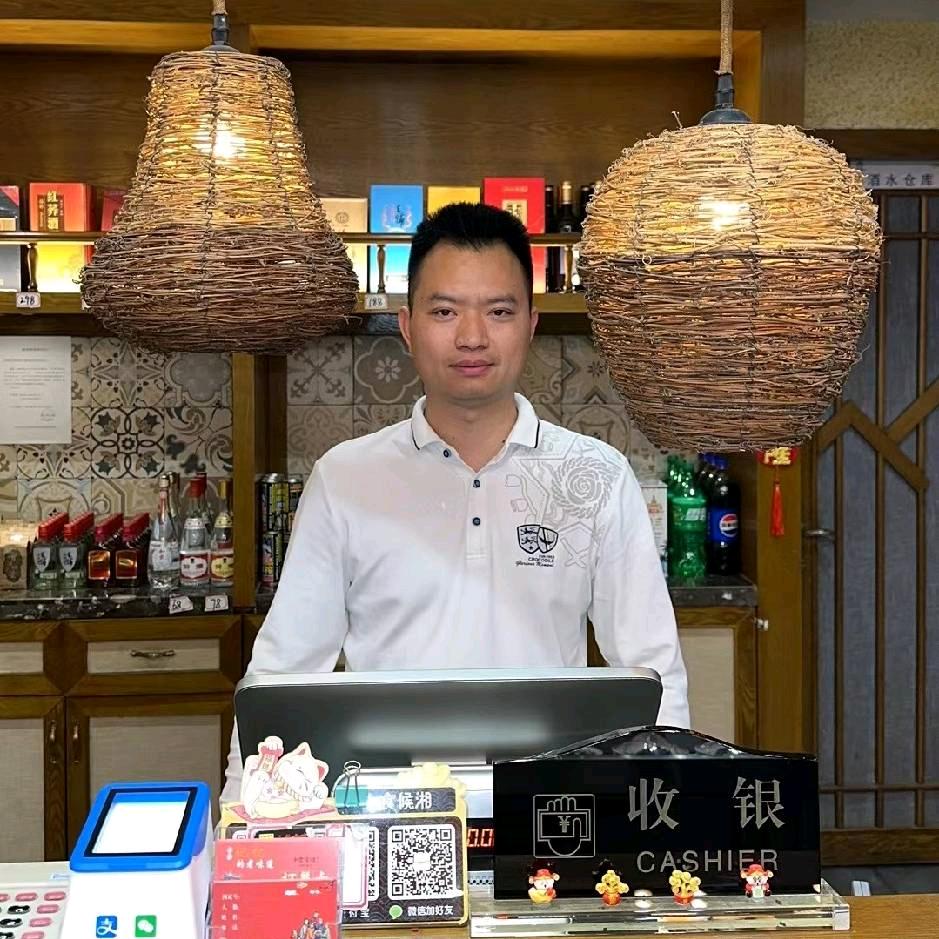 小食候湘（海雅店）