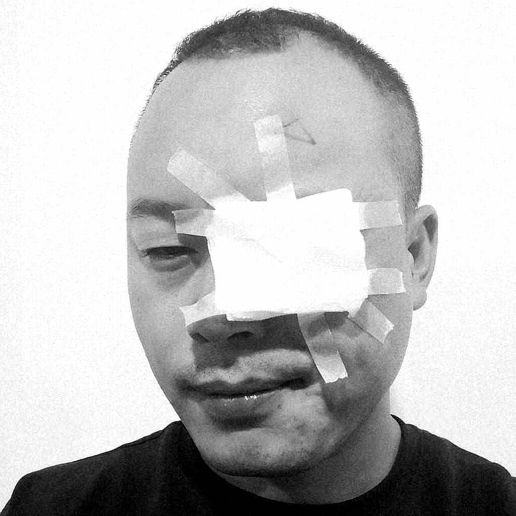 垦荒潮流服装店