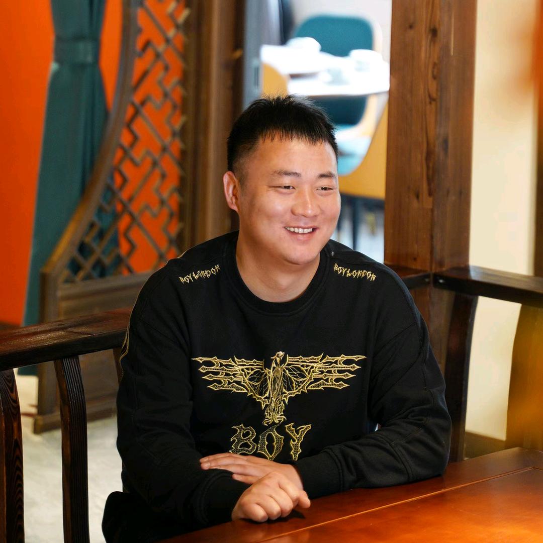 丁亚（好先生餐厅）