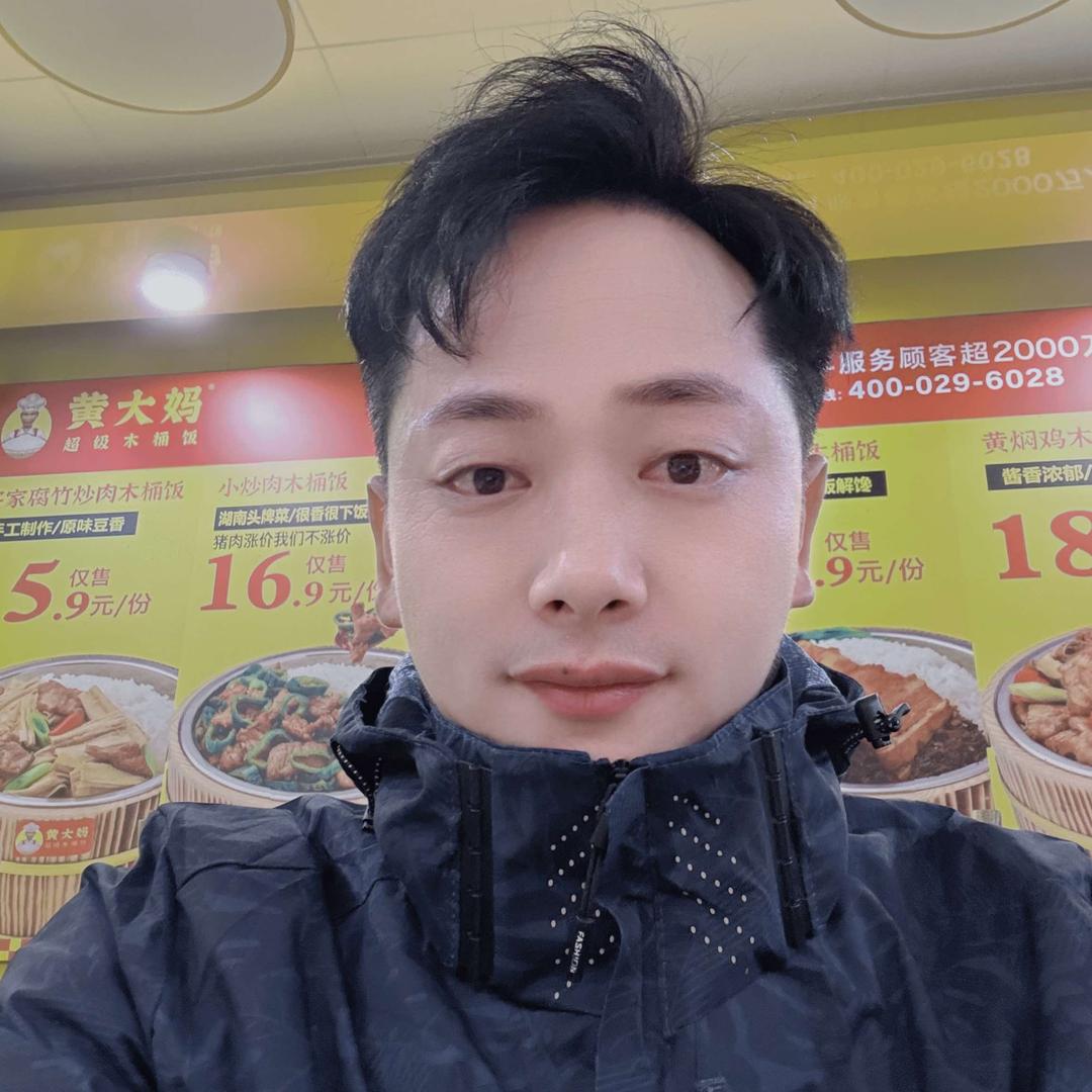 瑛煌美发连锁总店