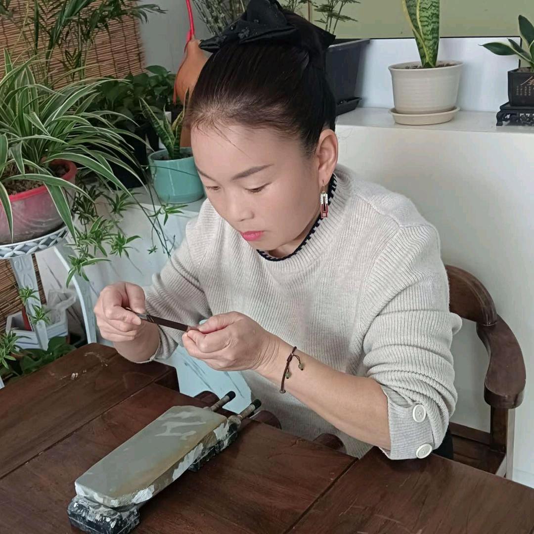 夏邑手艺人刮脸修面