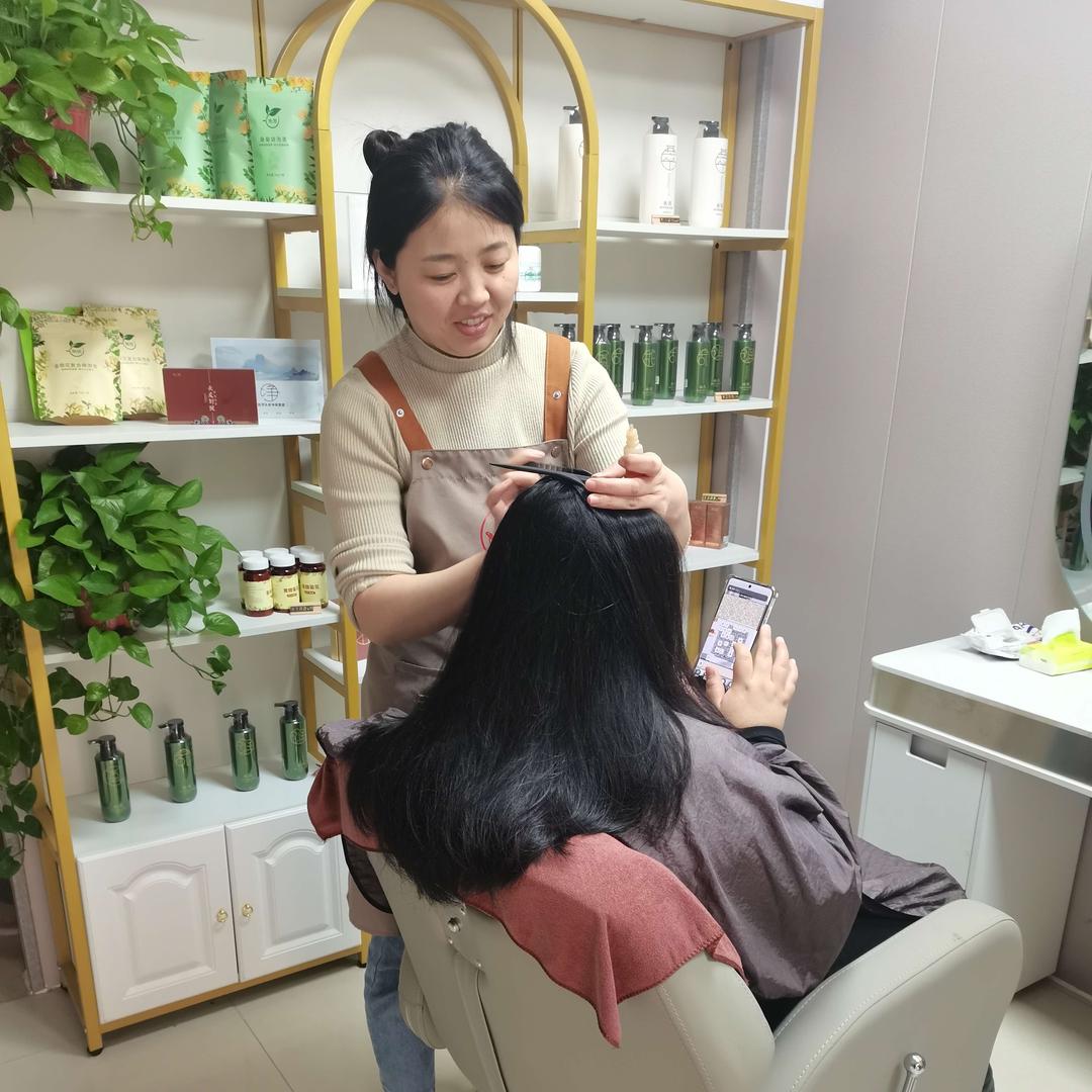 岳灵生发（近水楼台店）