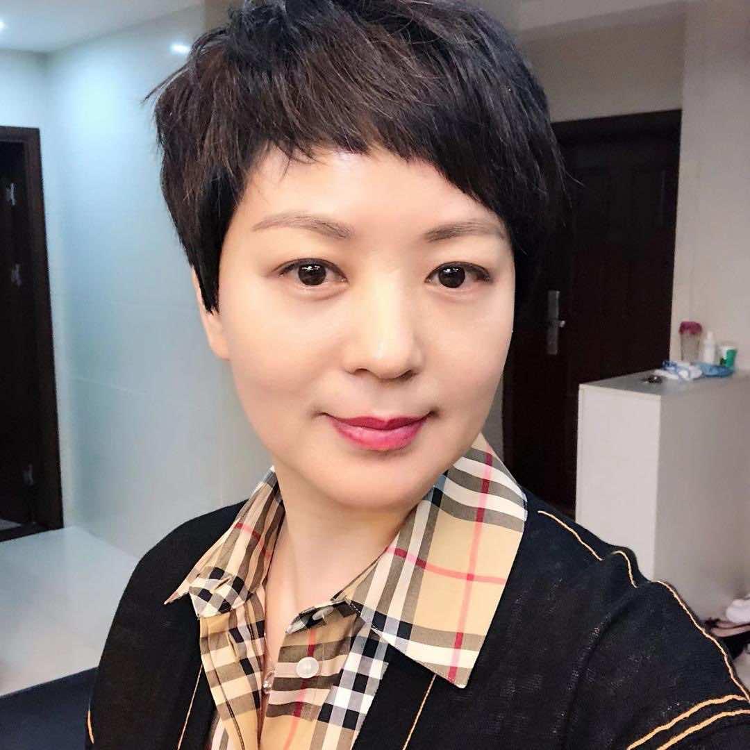 泰兴艺形美容徐老师