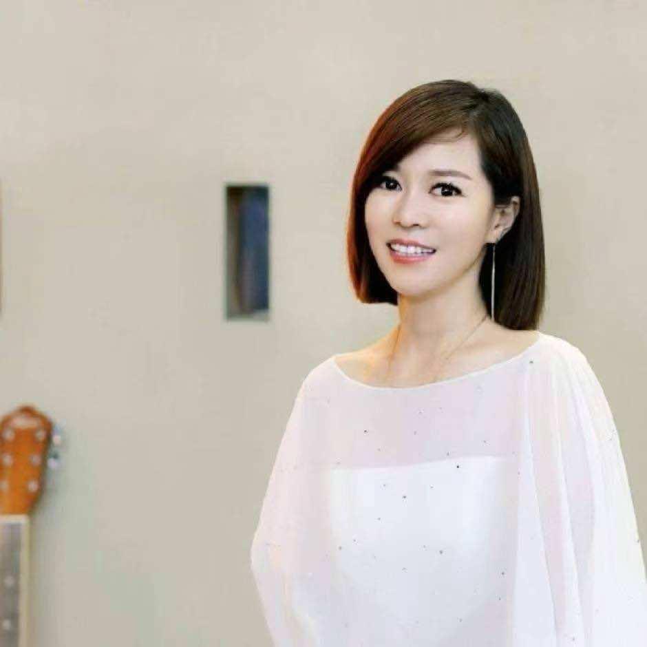 圣隆美妍透明调肤