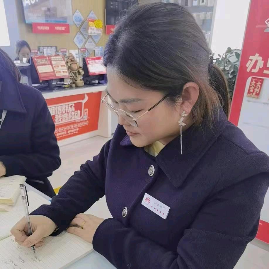陈玲