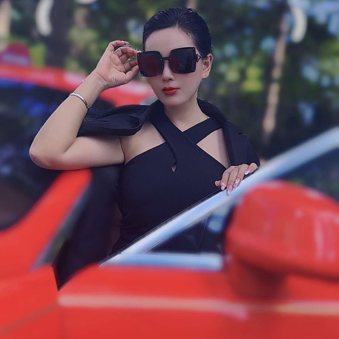 美业美子
