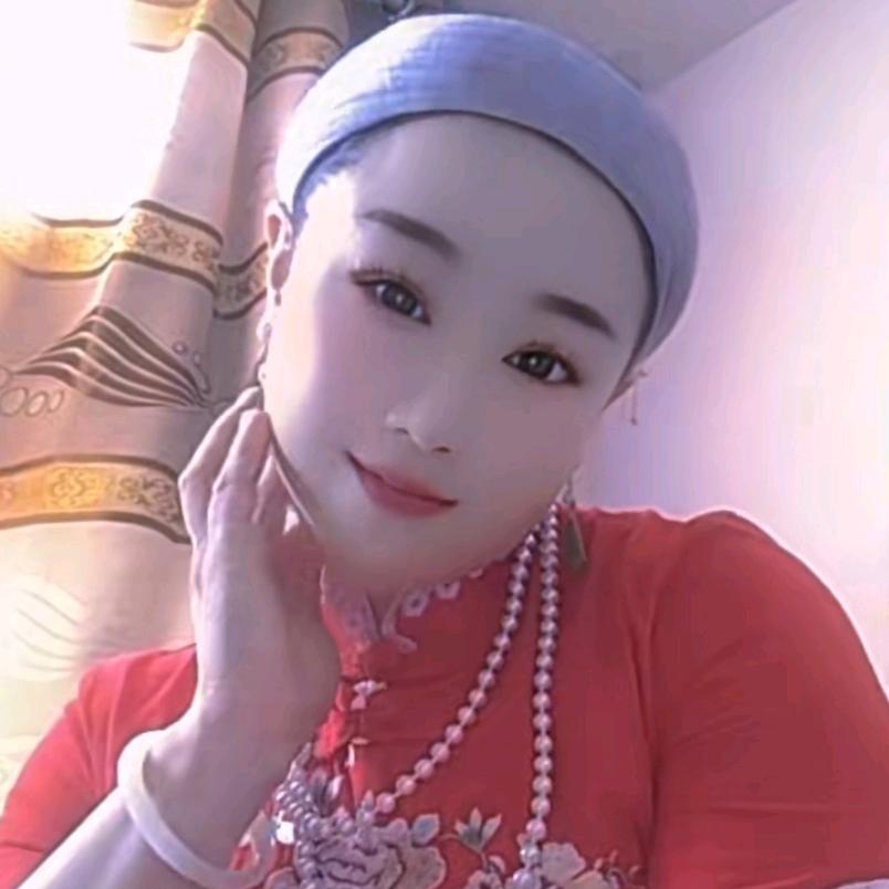 上蔡按模美女老板娘