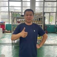 巧手巴国城店（专做大保养）