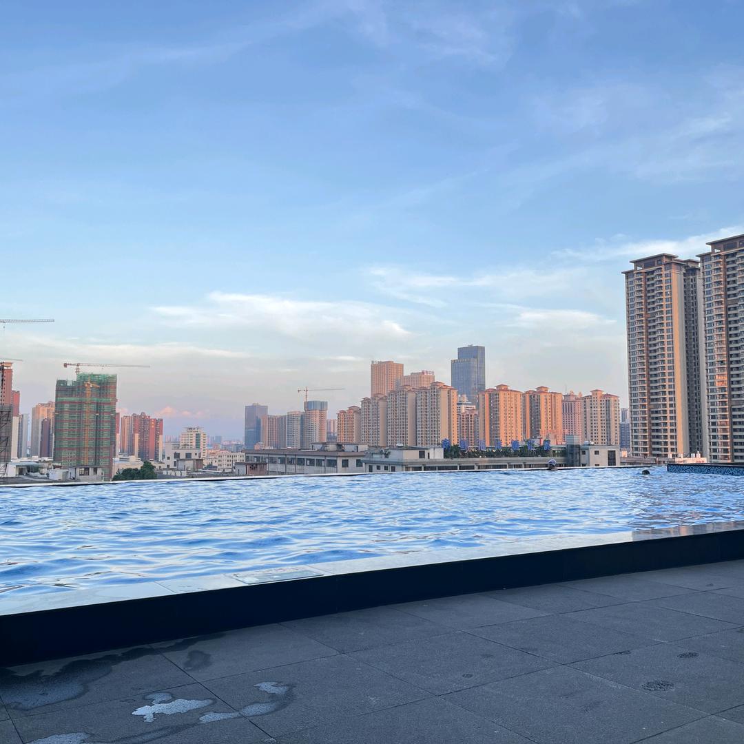 菲德尼斯游泳健身会所阿文