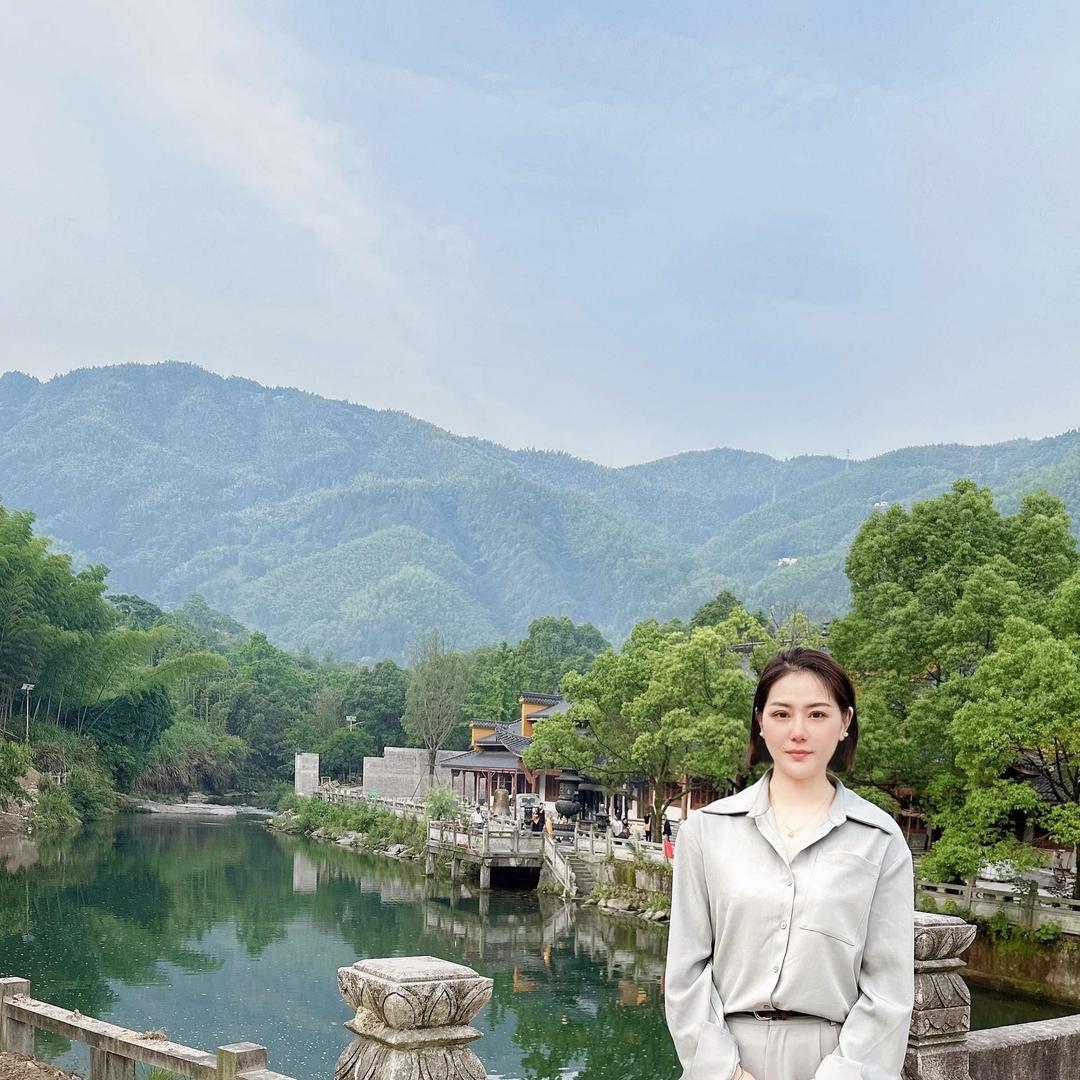 拾忆倾颜美甲美睫官方号