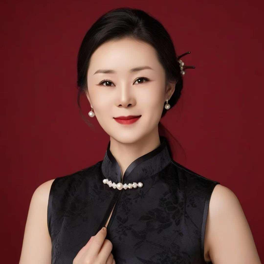 哈尔滨九锡福唐婚宴礼服定制