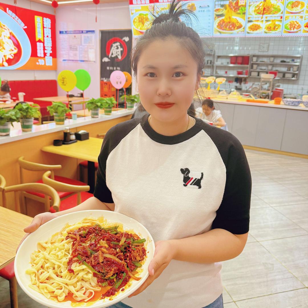 马师傅超大碗卤肉面