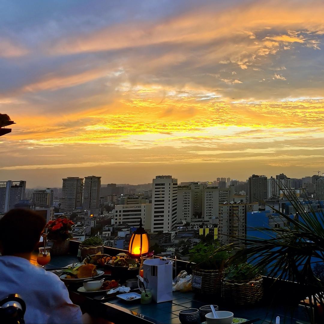 萨芭蒂高空花园餐吧