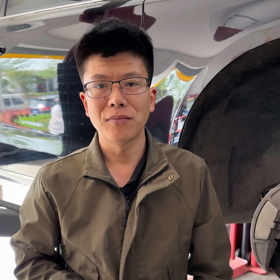 鹤壁众鑫汽车维修奥奇