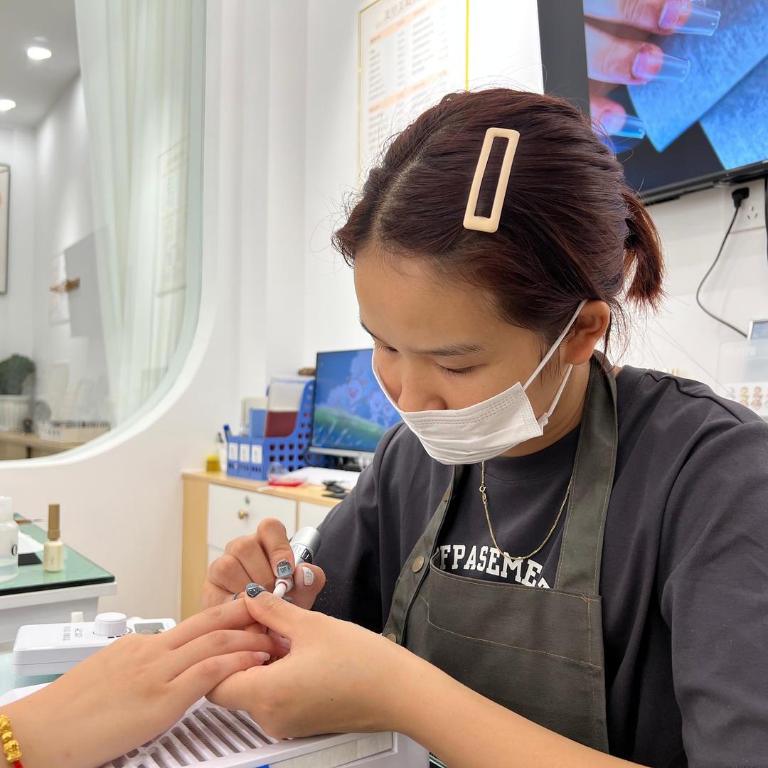 瑞丽美甲美睫(财富广场店)官方号