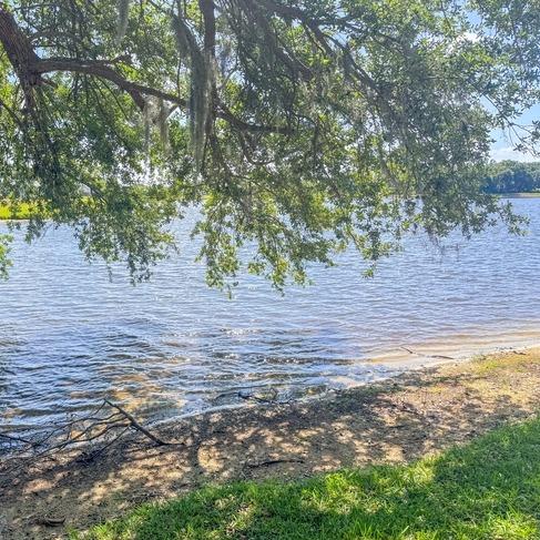 江南棋牌(建设四路店)湖北省消脉螺设计馆（个人独资）a3直播号