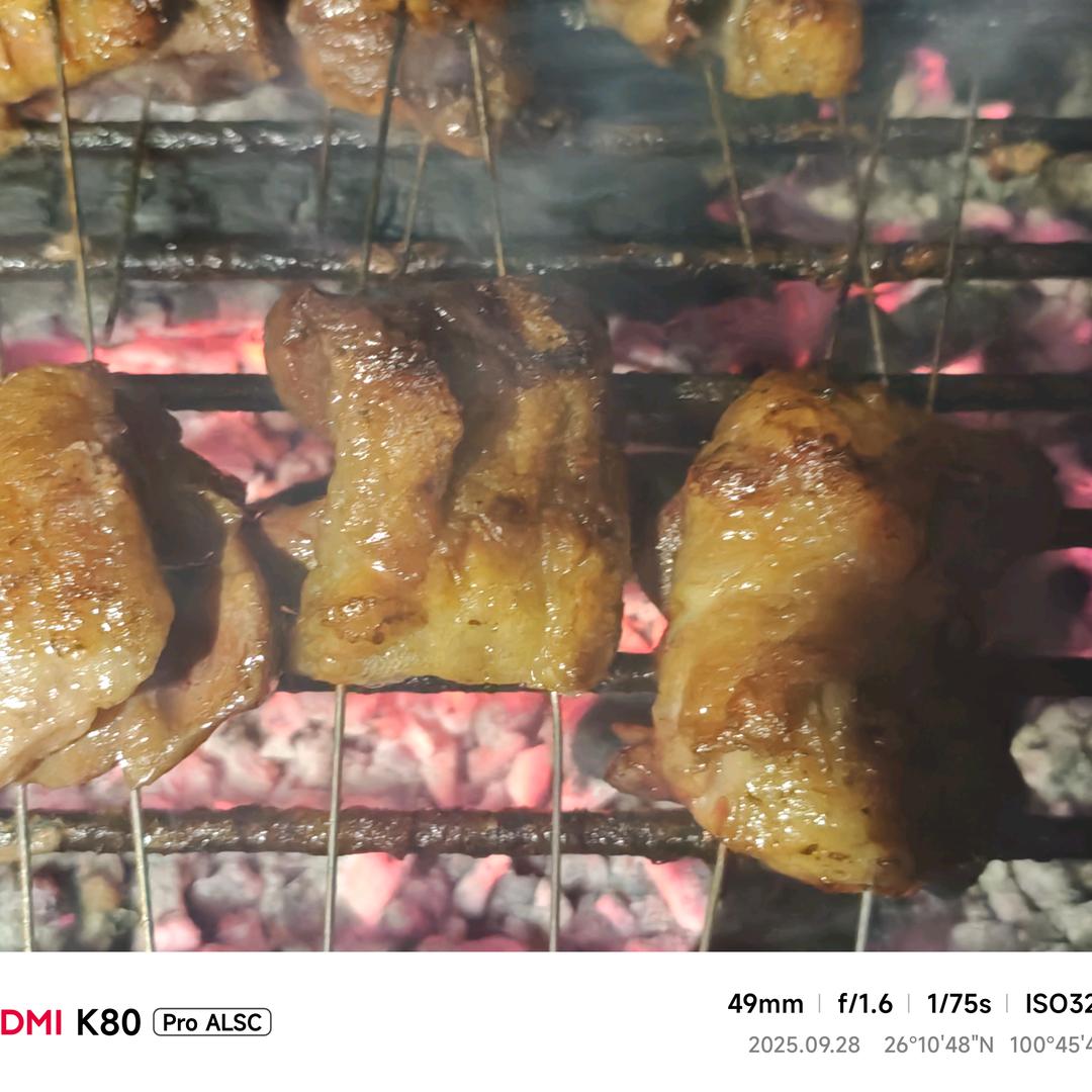 丽鲁烧烤店官方号